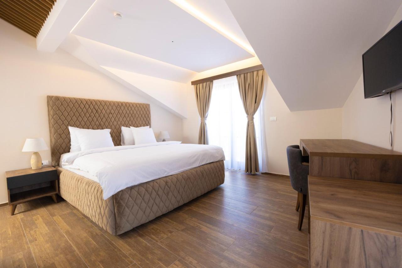 Hotel Castello Призрен Екстериор снимка